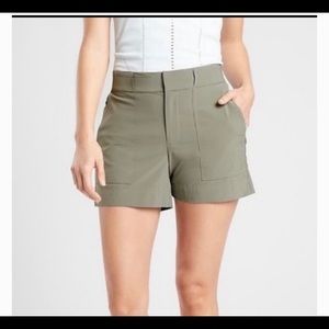 Athleta Tribeca Utility Shorts, 10 Tall